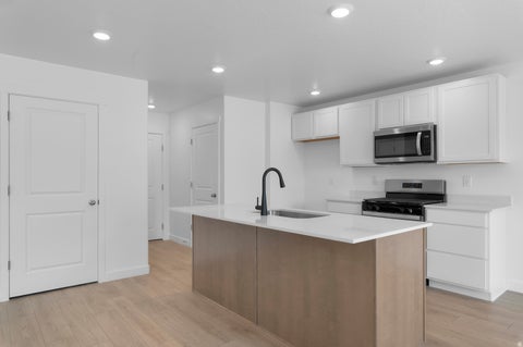 Tiny photo for 1953 E BELMONT LN #1258, Salem, UT 84653 (MLS # 2182097)