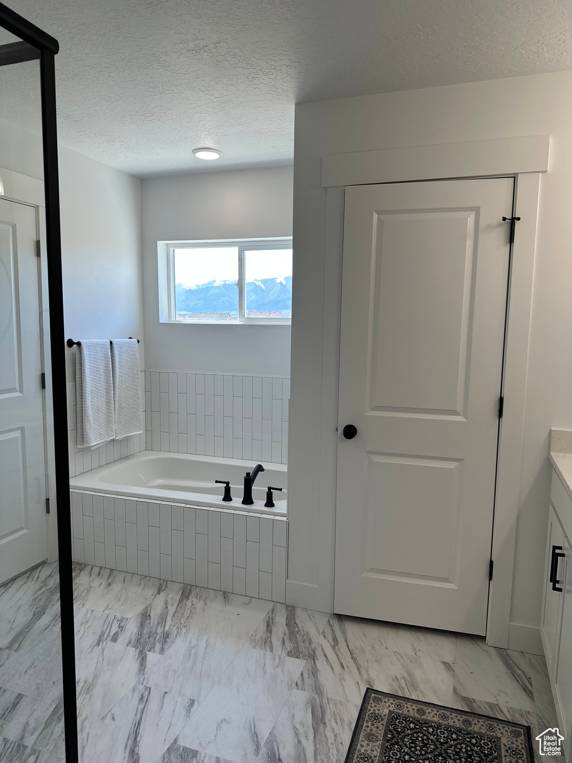 PARK ESTATES - Residential