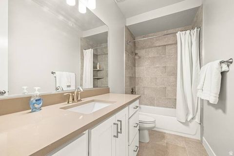 Tiny photo for 2152 W 380 S, Hurricane, UT 84737 (MLS # 2126343)