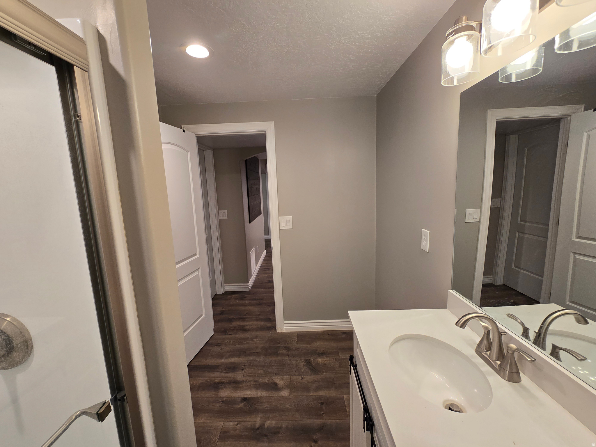 DIAMOND SUMMIT - Residential