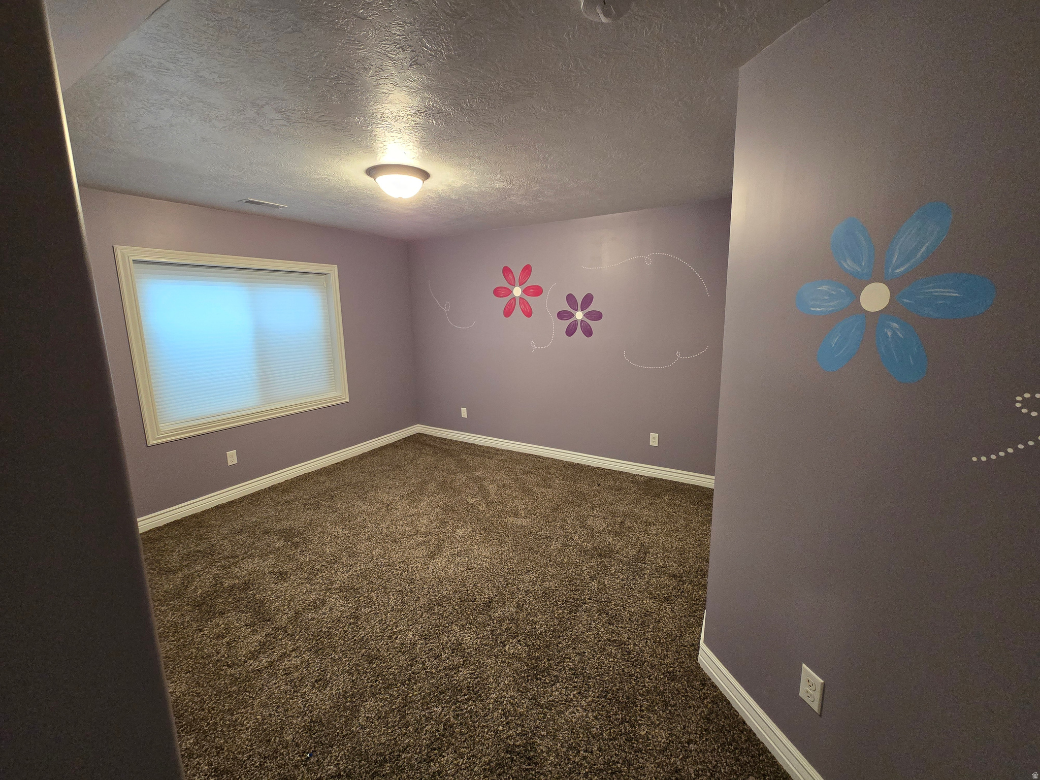 DIAMOND SUMMIT - Residential