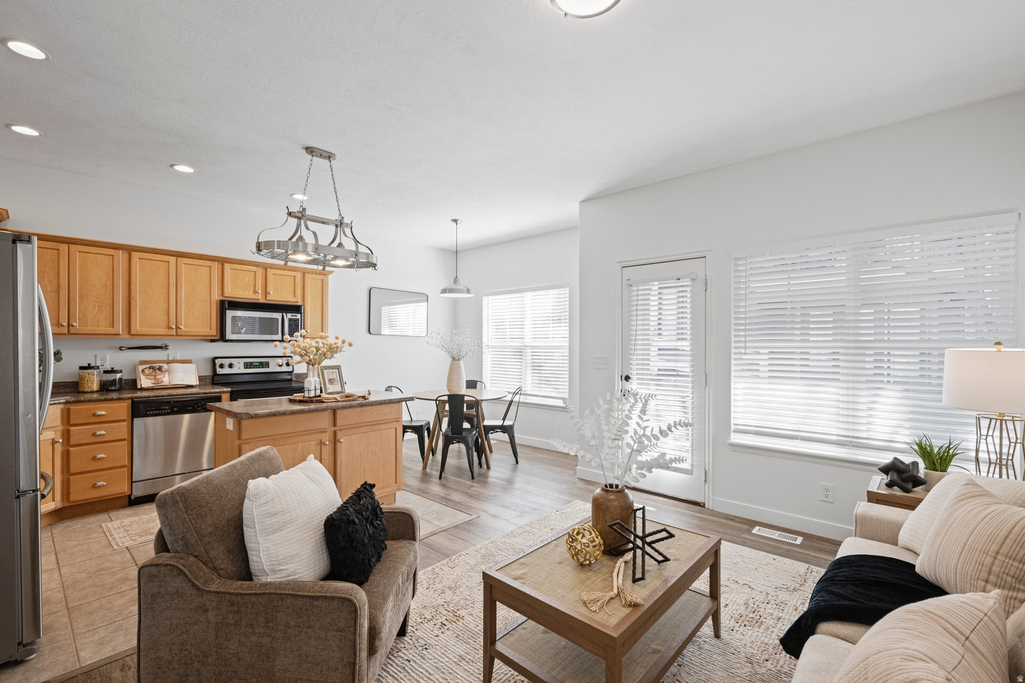 SOUTH MOUNTAIN - Residential