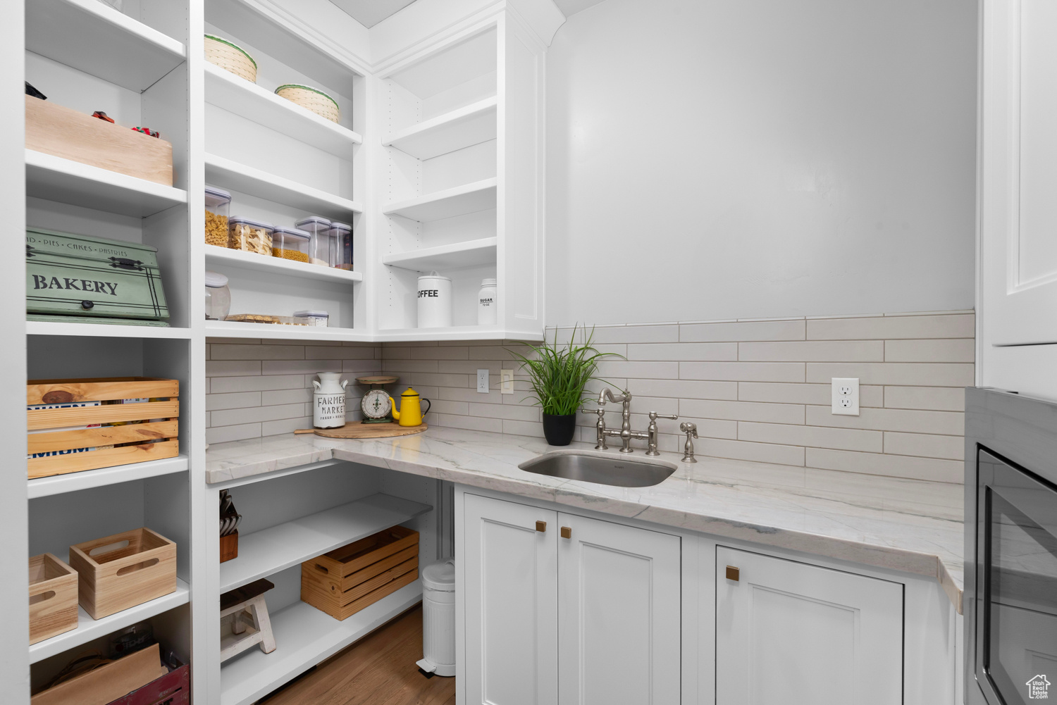 FALLS AT BOULDEN RID - Residential