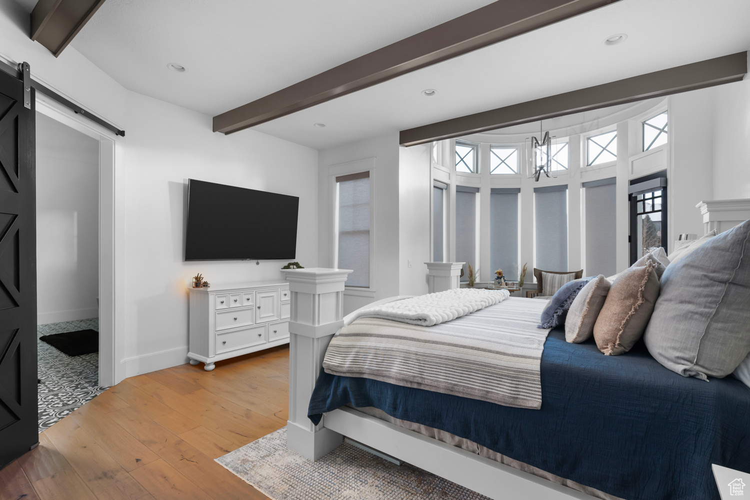 FALLS AT BOULDEN RID - Residential