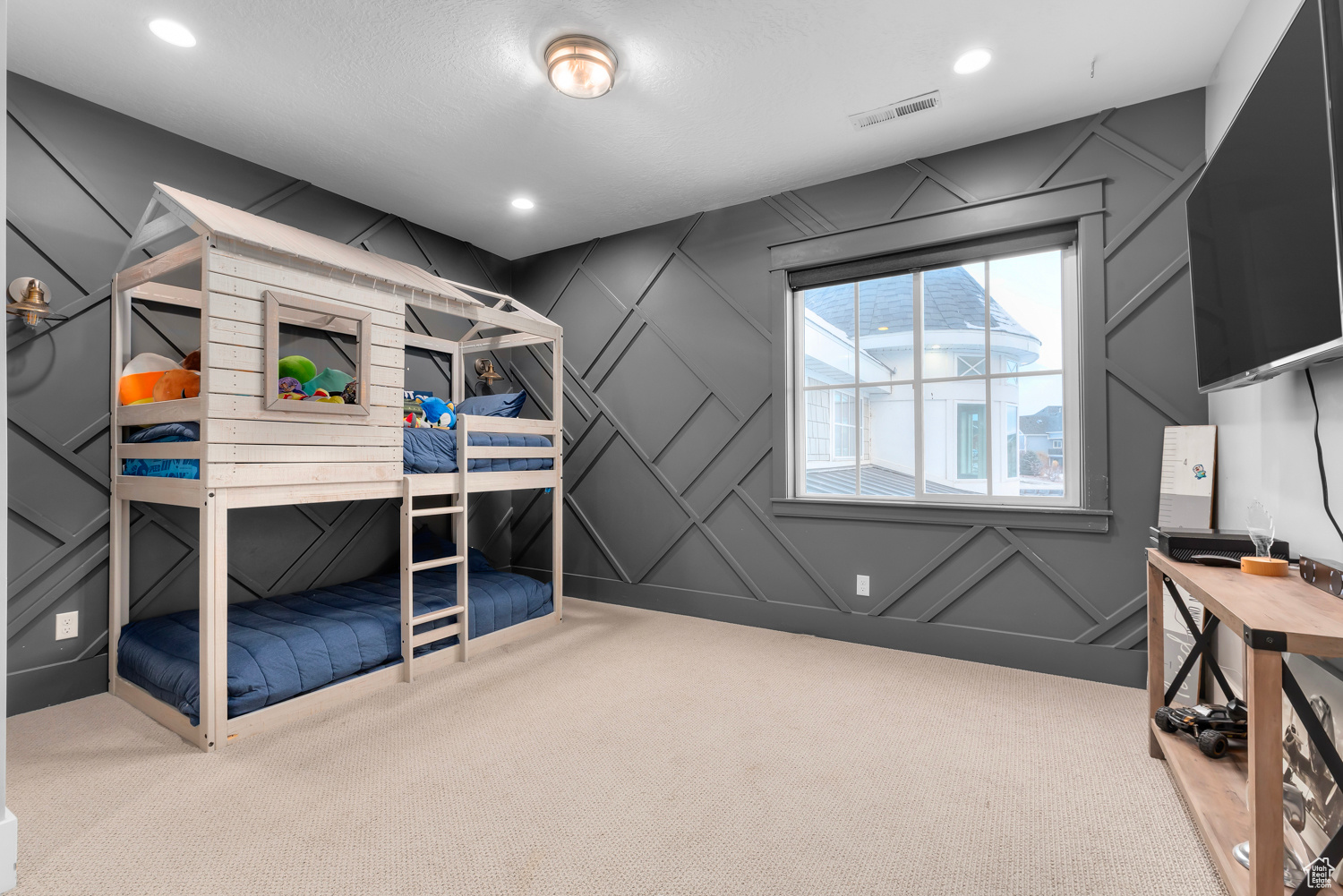 FALLS AT BOULDEN RID - Residential