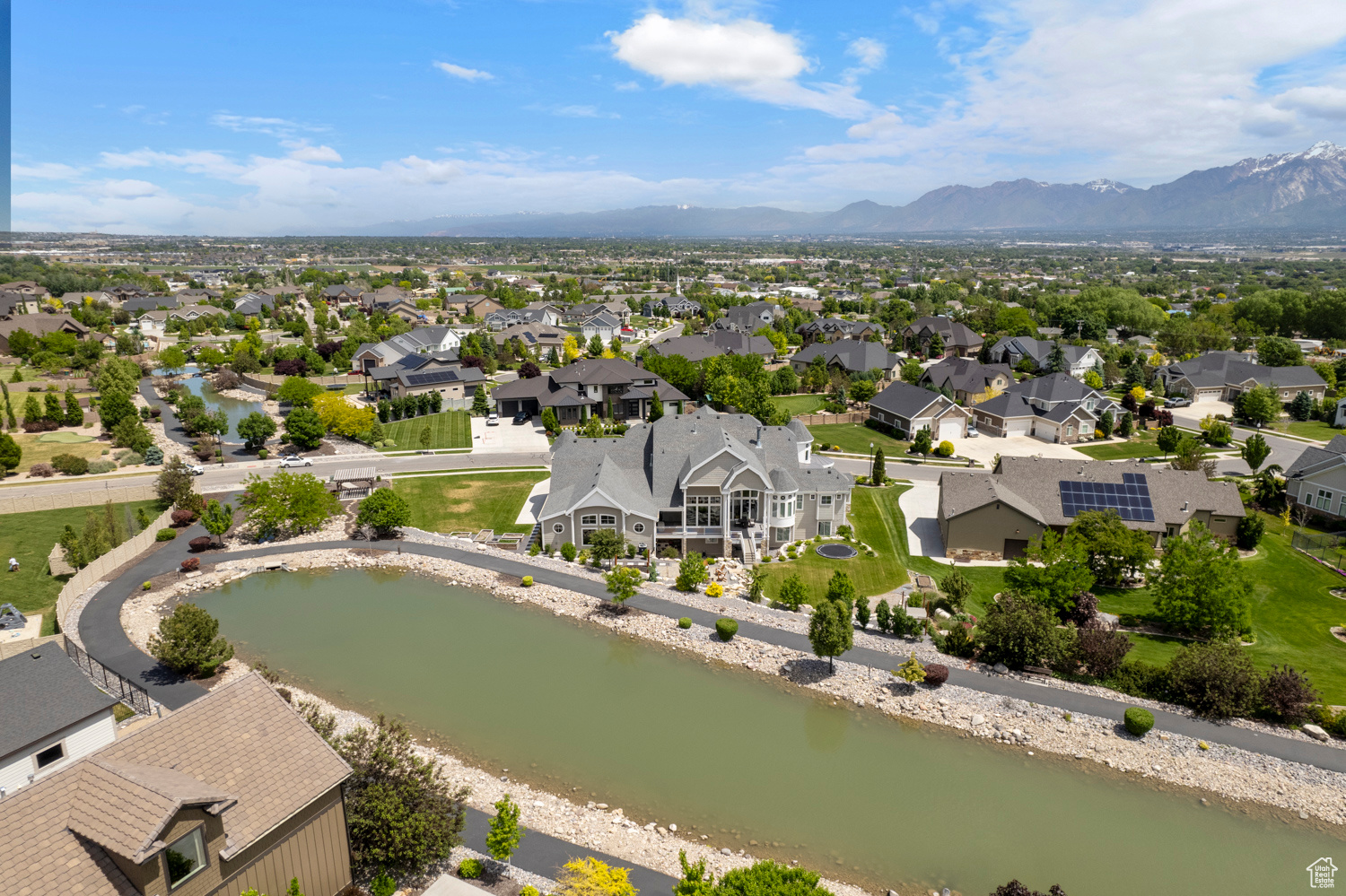 FALLS AT BOULDEN RID - Residential