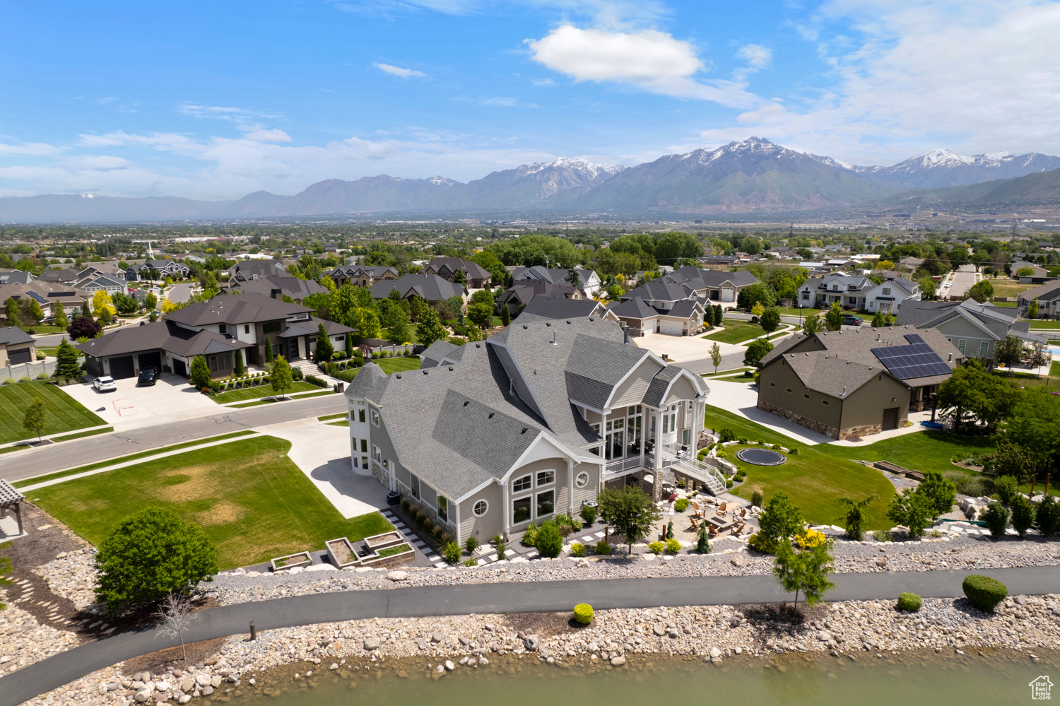 FALLS AT BOULDEN RID - Residential