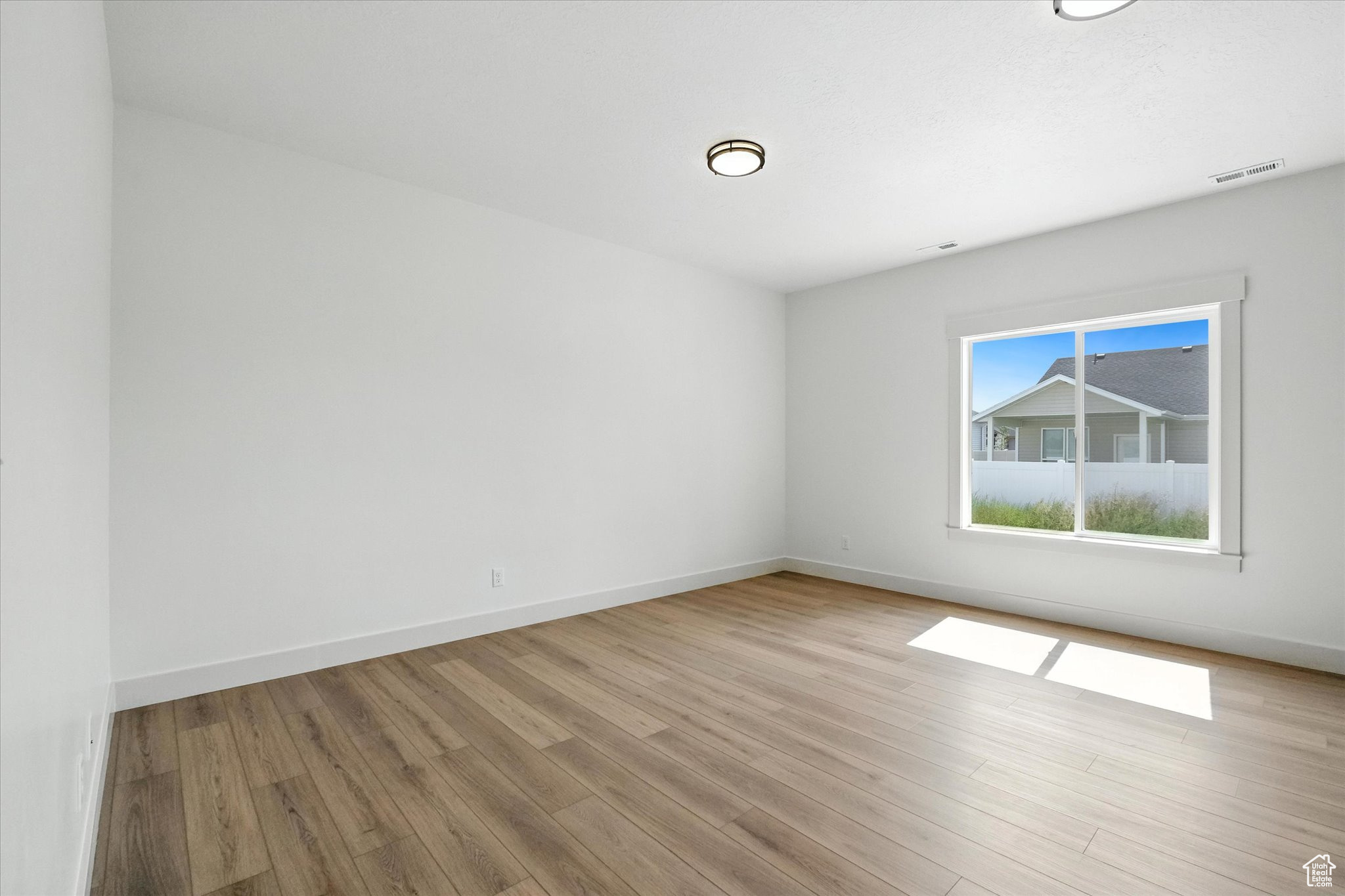 EASTSIDE VIEW - Residential