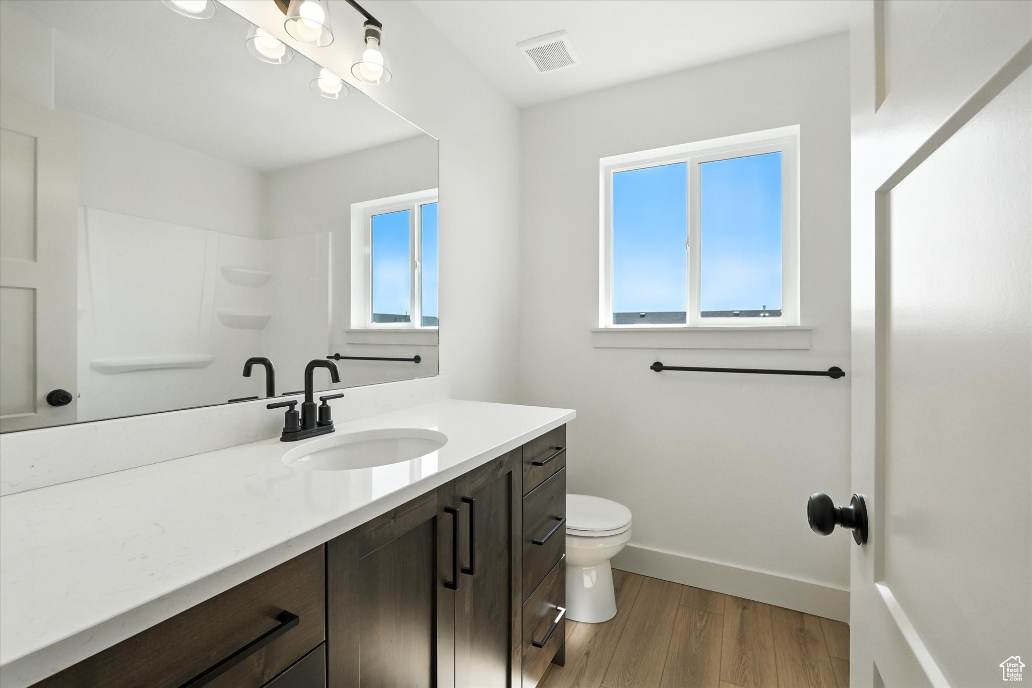 EASTSIDE VIEW - Residential