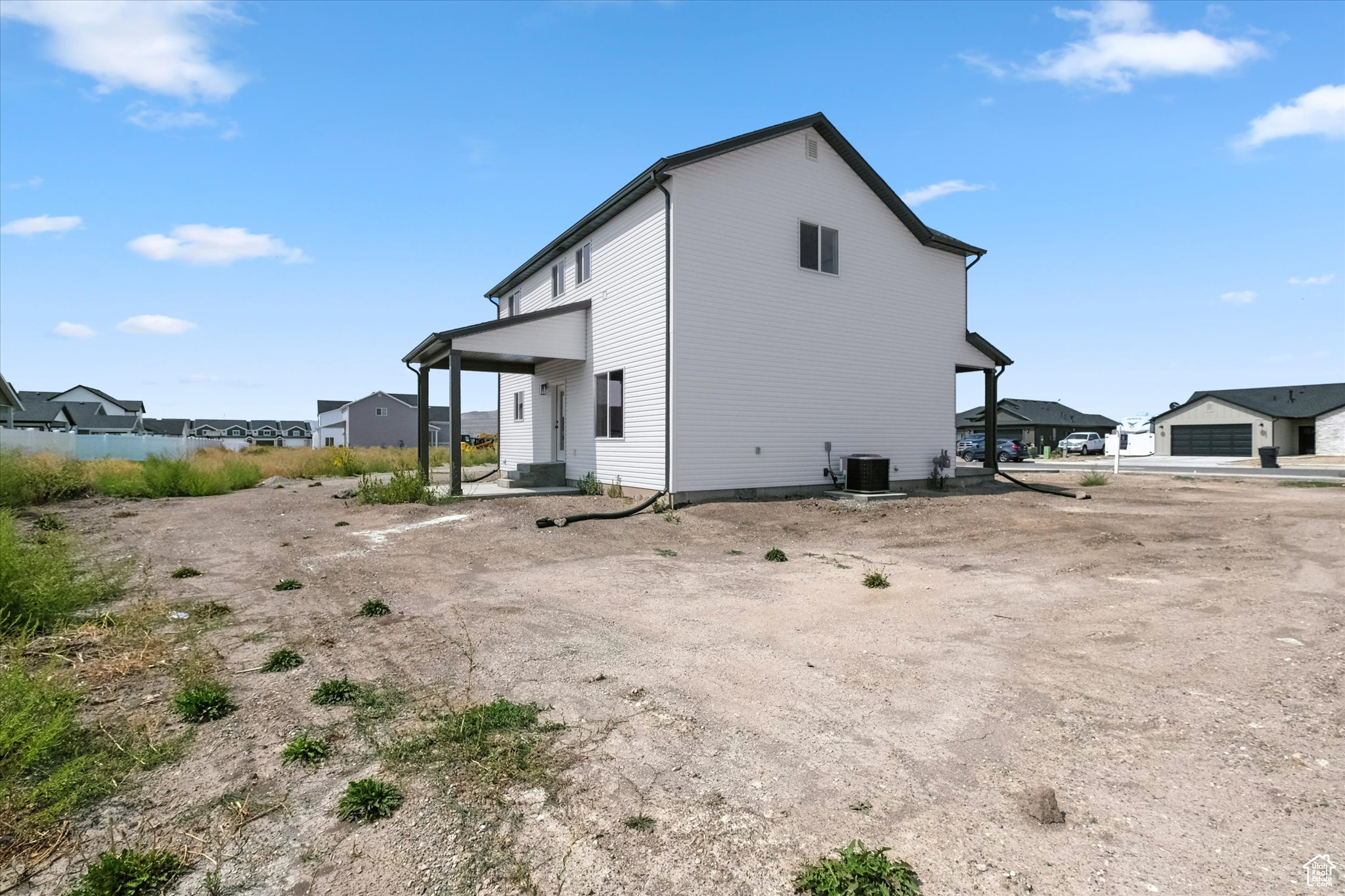 EASTSIDE VIEW - Residential