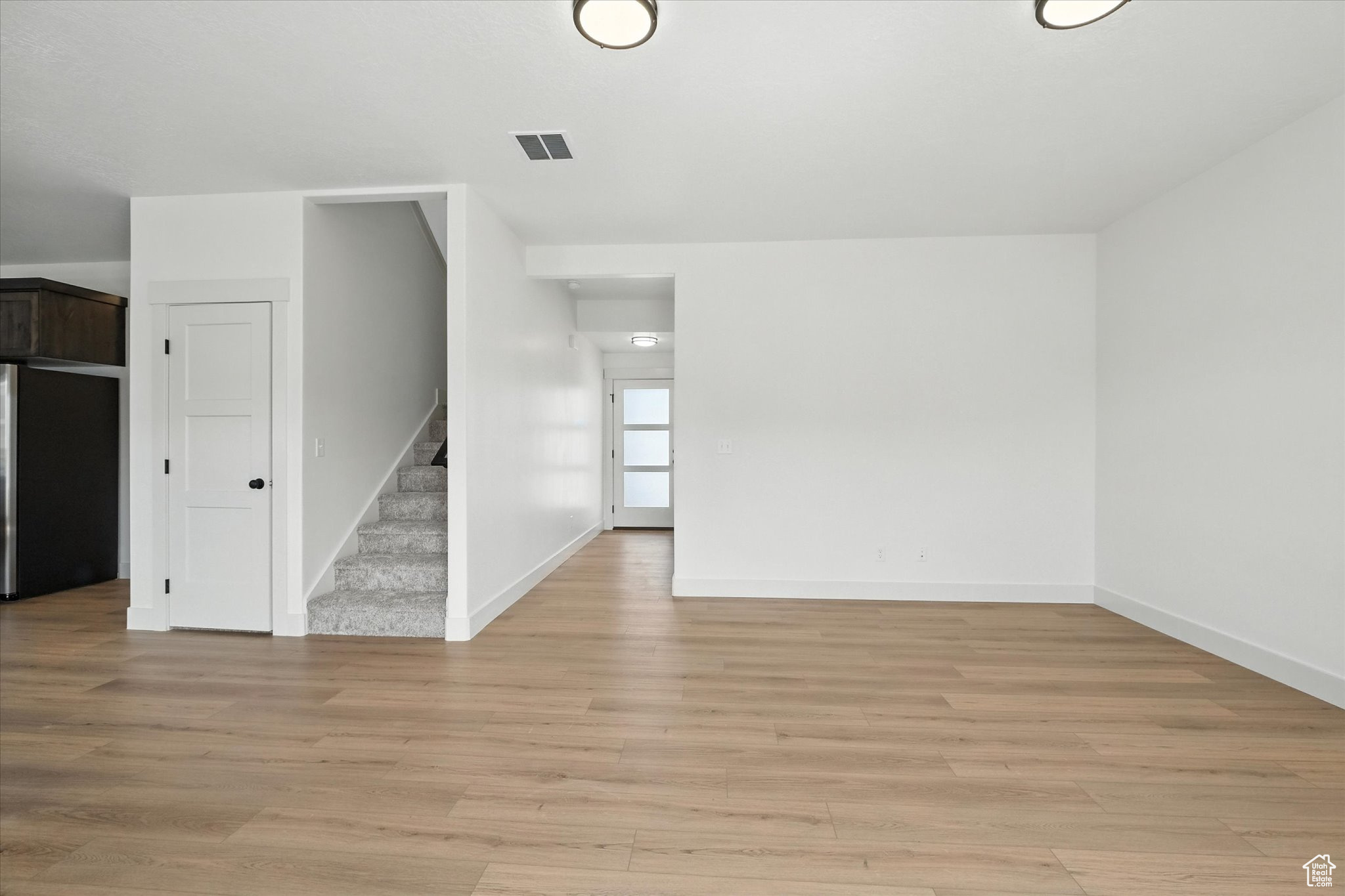EASTSIDE VIEW - Residential