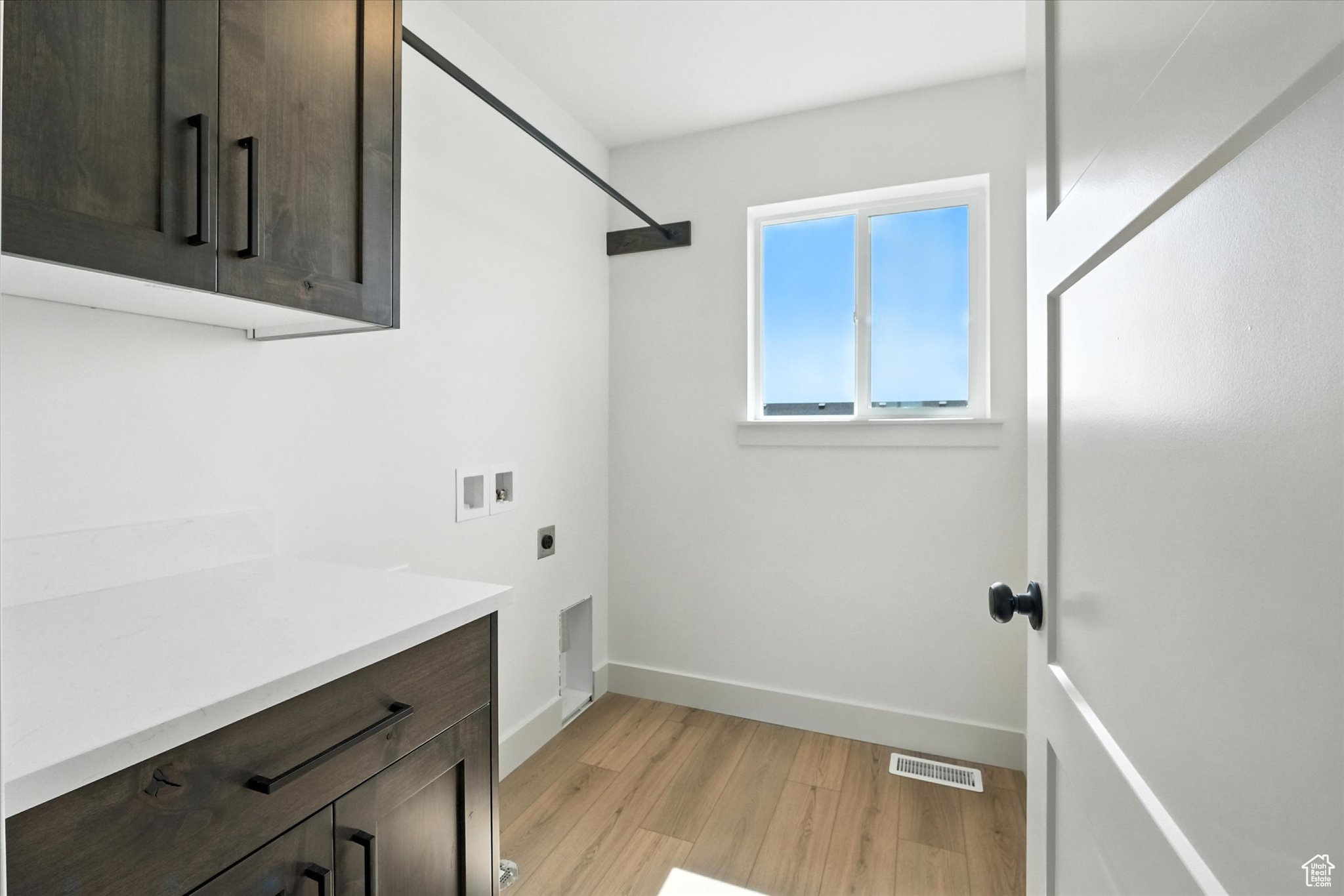 EASTSIDE VIEW - Residential