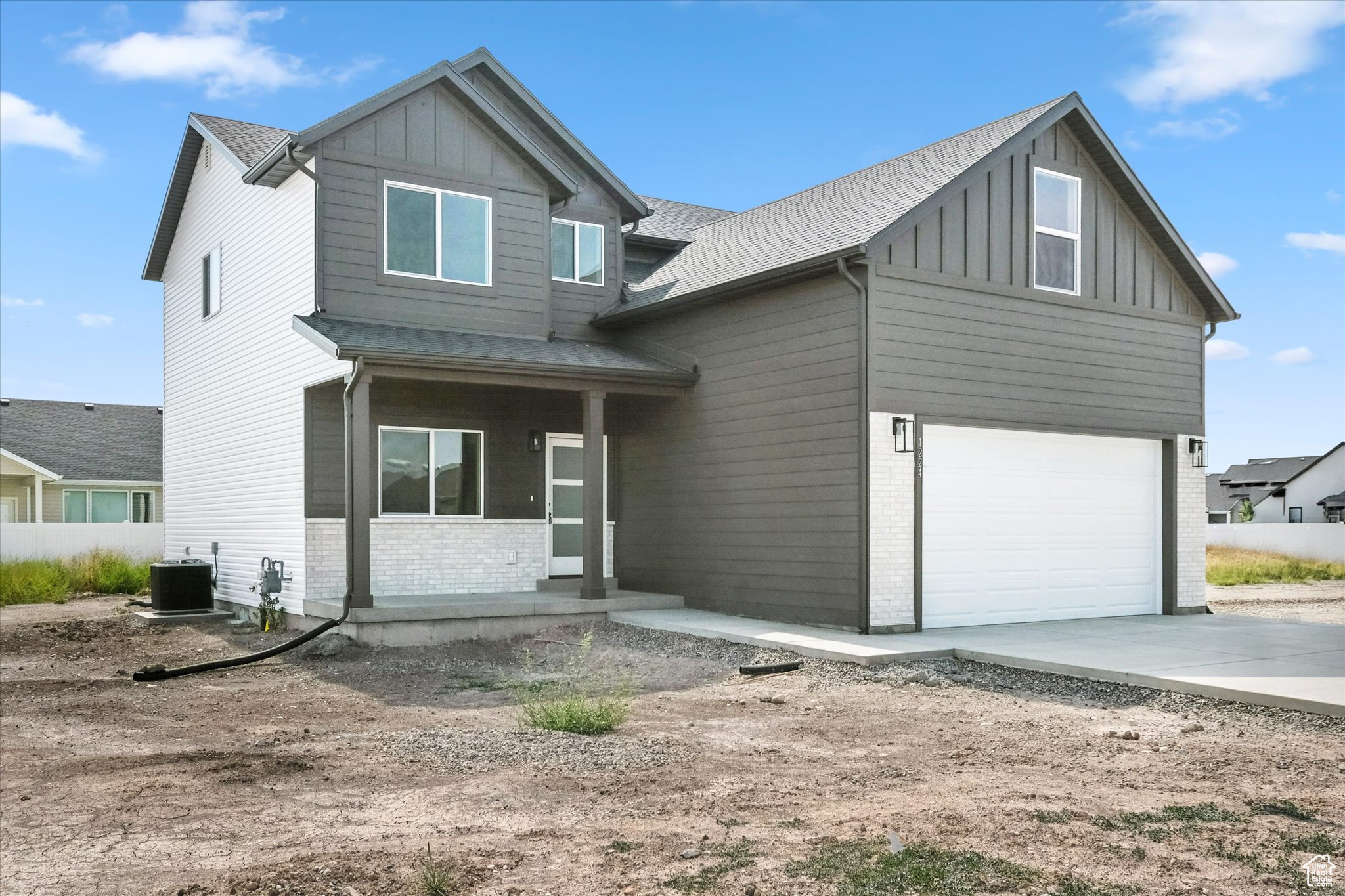 EASTSIDE VIEW - Residential