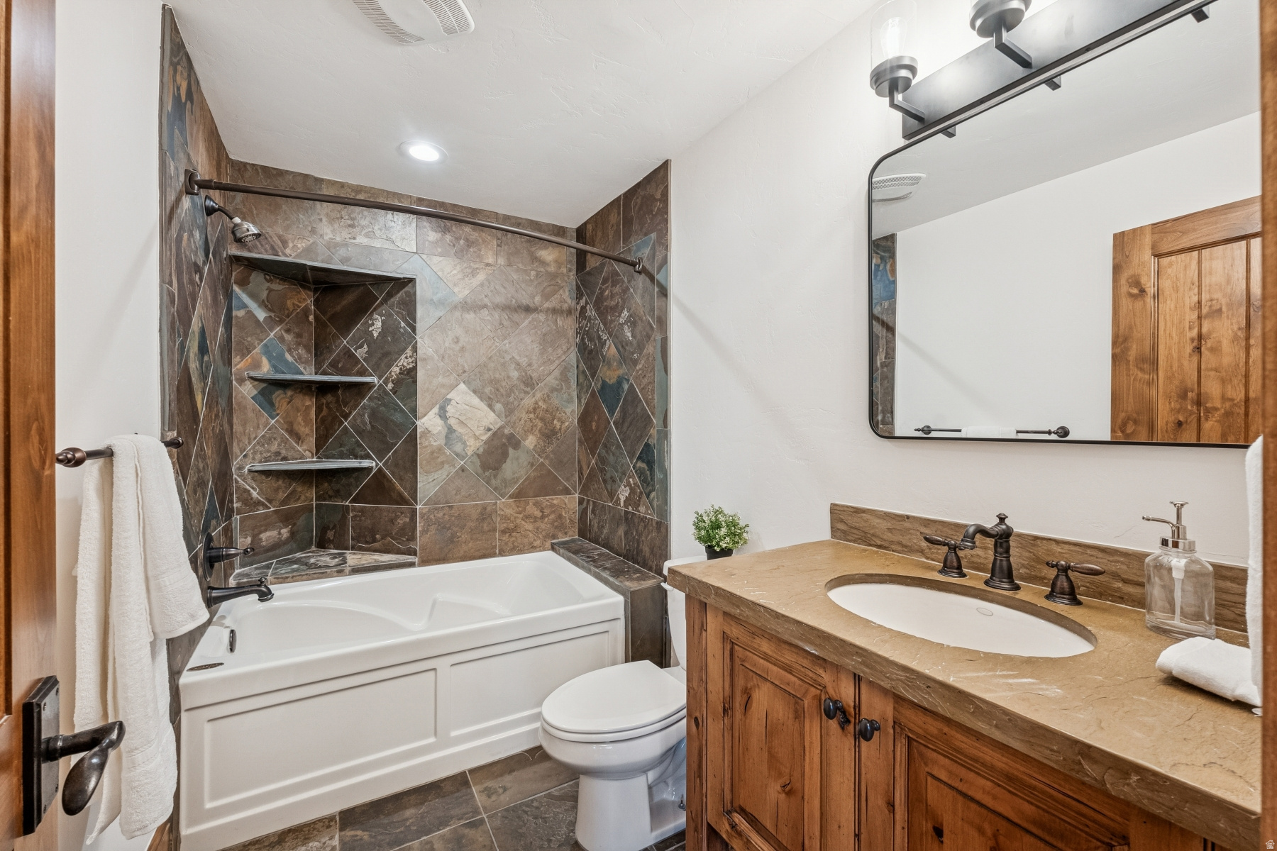 WAPITI CANYON PHASE I SUBDIVISION - Residential