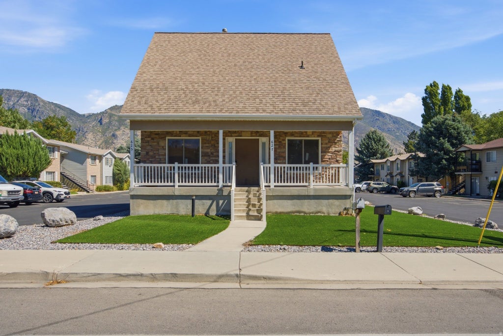 Photo of 625 S 500 W, Provo, UT 84601 (MLS # 2183966)