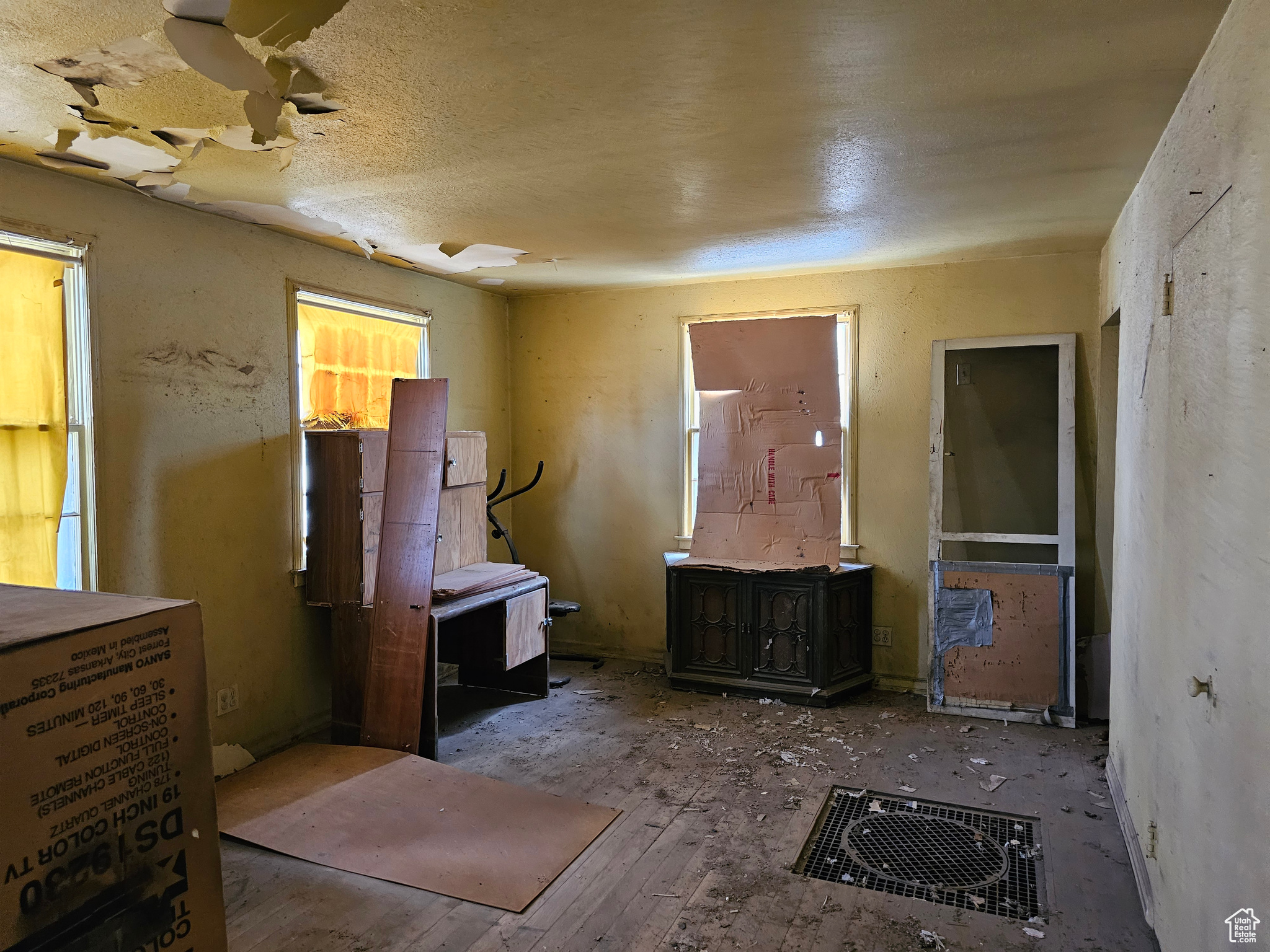 172 Grassy Dr, East Carbon, Utah image 12