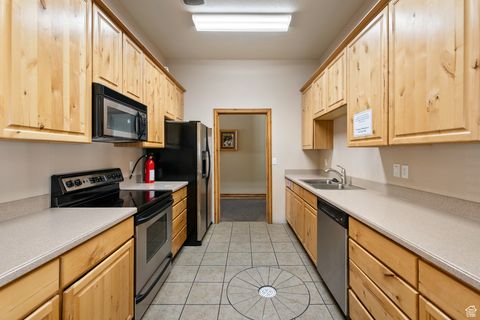 Tiny photo for 1068 S CANYON MEADOW DR E #6, Provo, UT 84606 (MLS # 2106458)