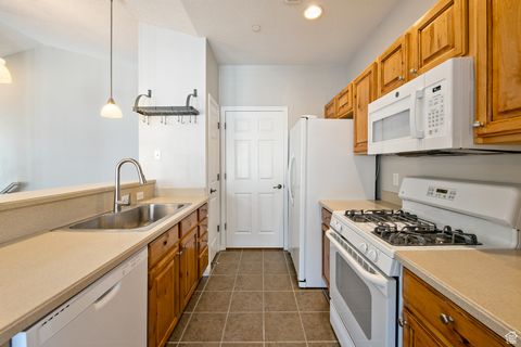 Tiny photo for 1068 S CANYON MEADOW DR E #6, Provo, UT 84606 (MLS # 2106458)