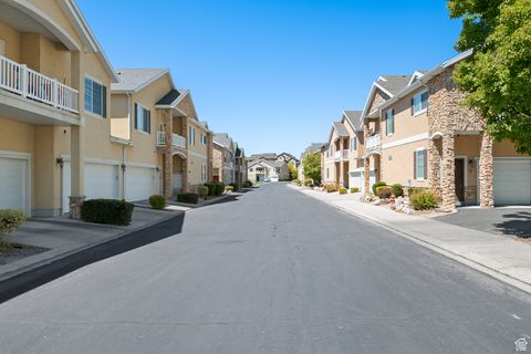 Tiny photo for 1068 S CANYON MEADOW DR E #6, Provo, UT 84606 (MLS # 2106458)