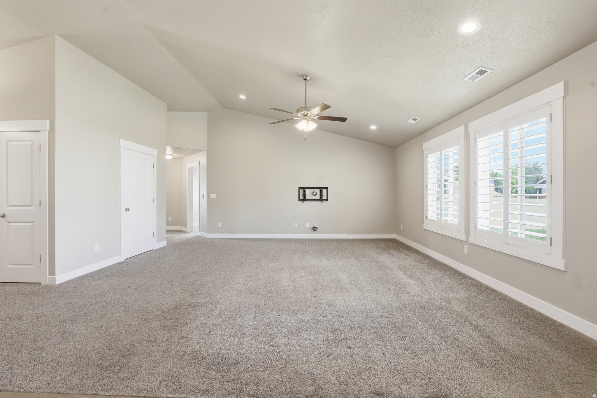 HUNTING PARK SUBDIVI - Residential