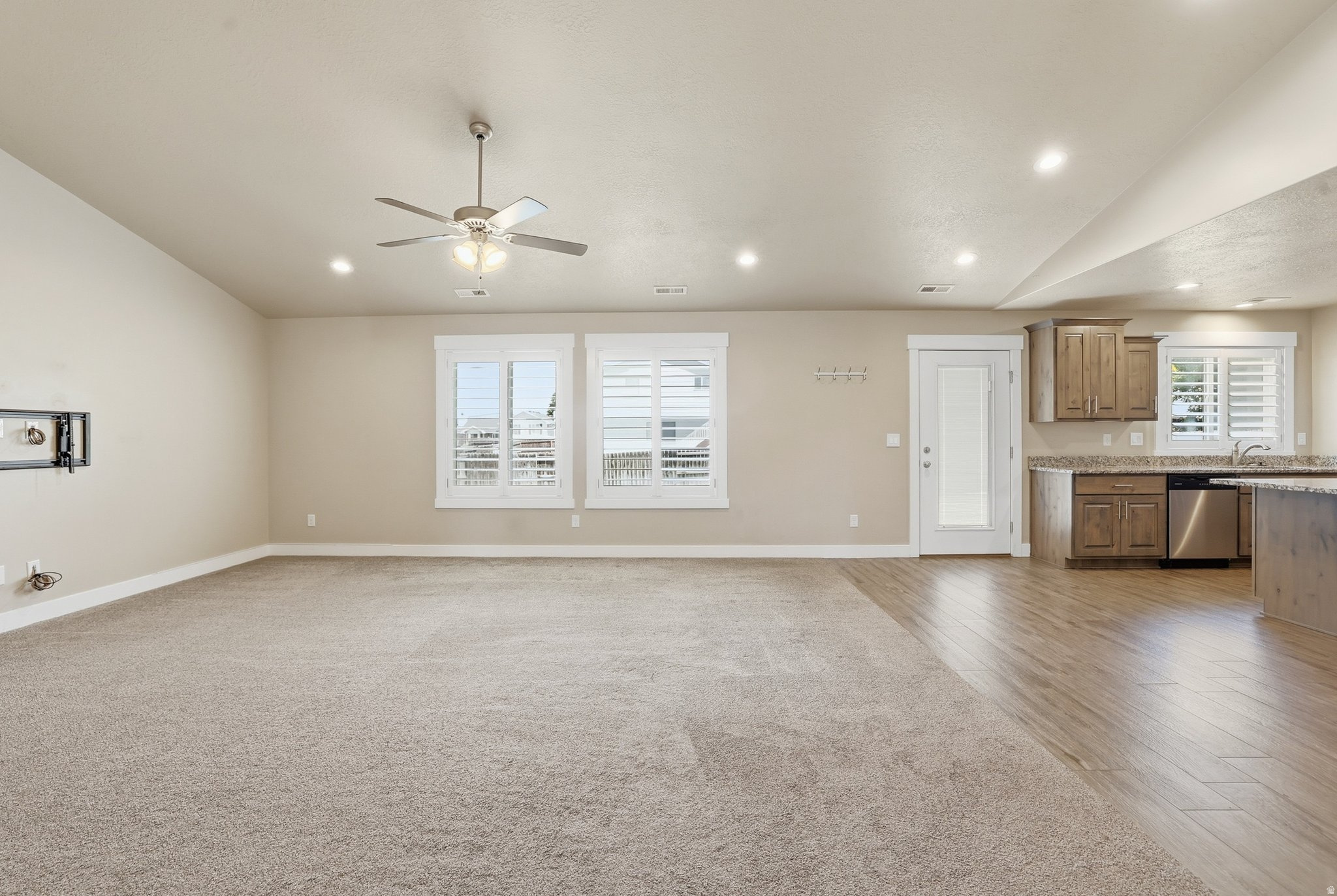 HUNTING PARK SUBDIVI - Residential