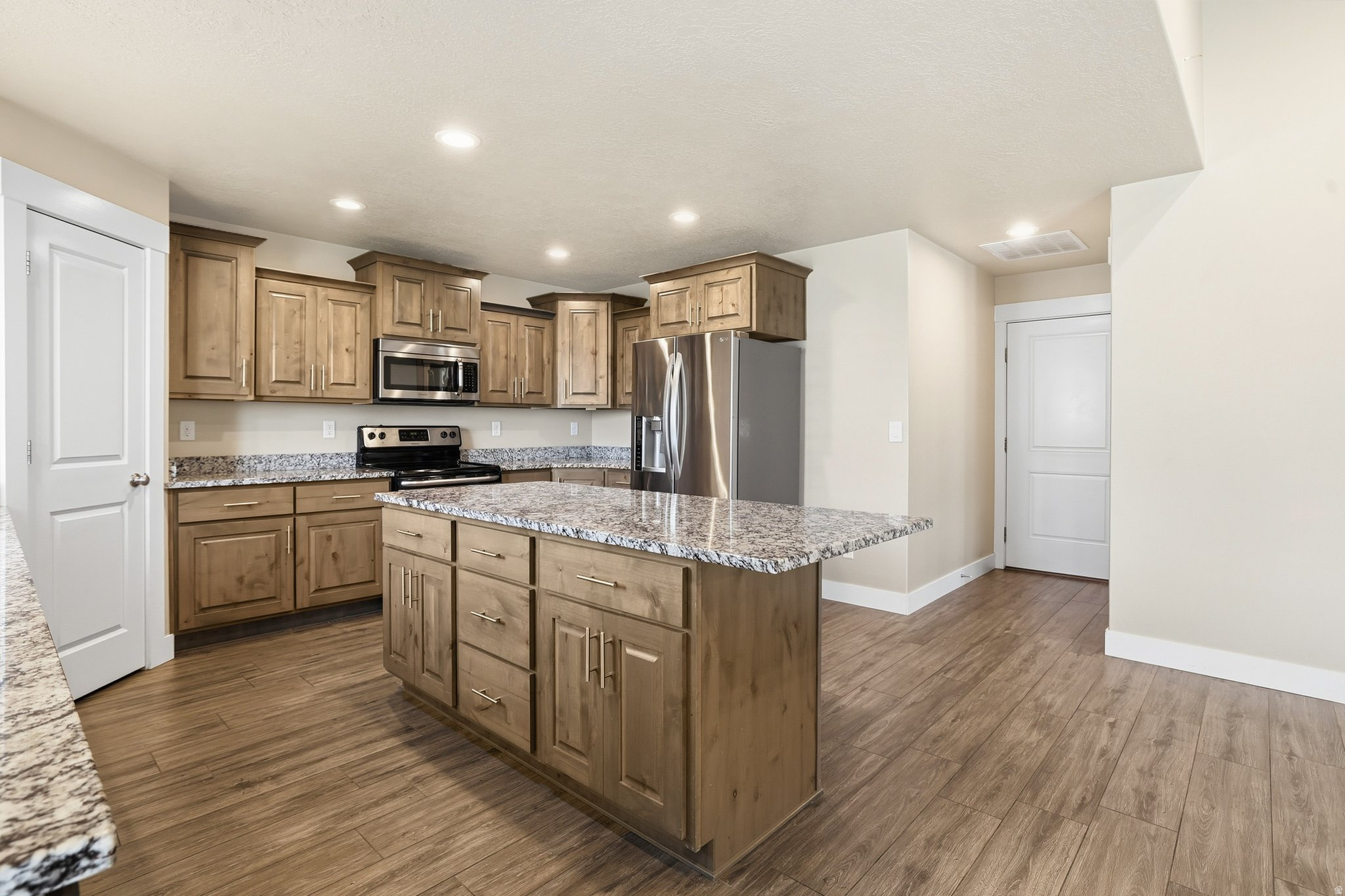 HUNTING PARK SUBDIVI - Residential
