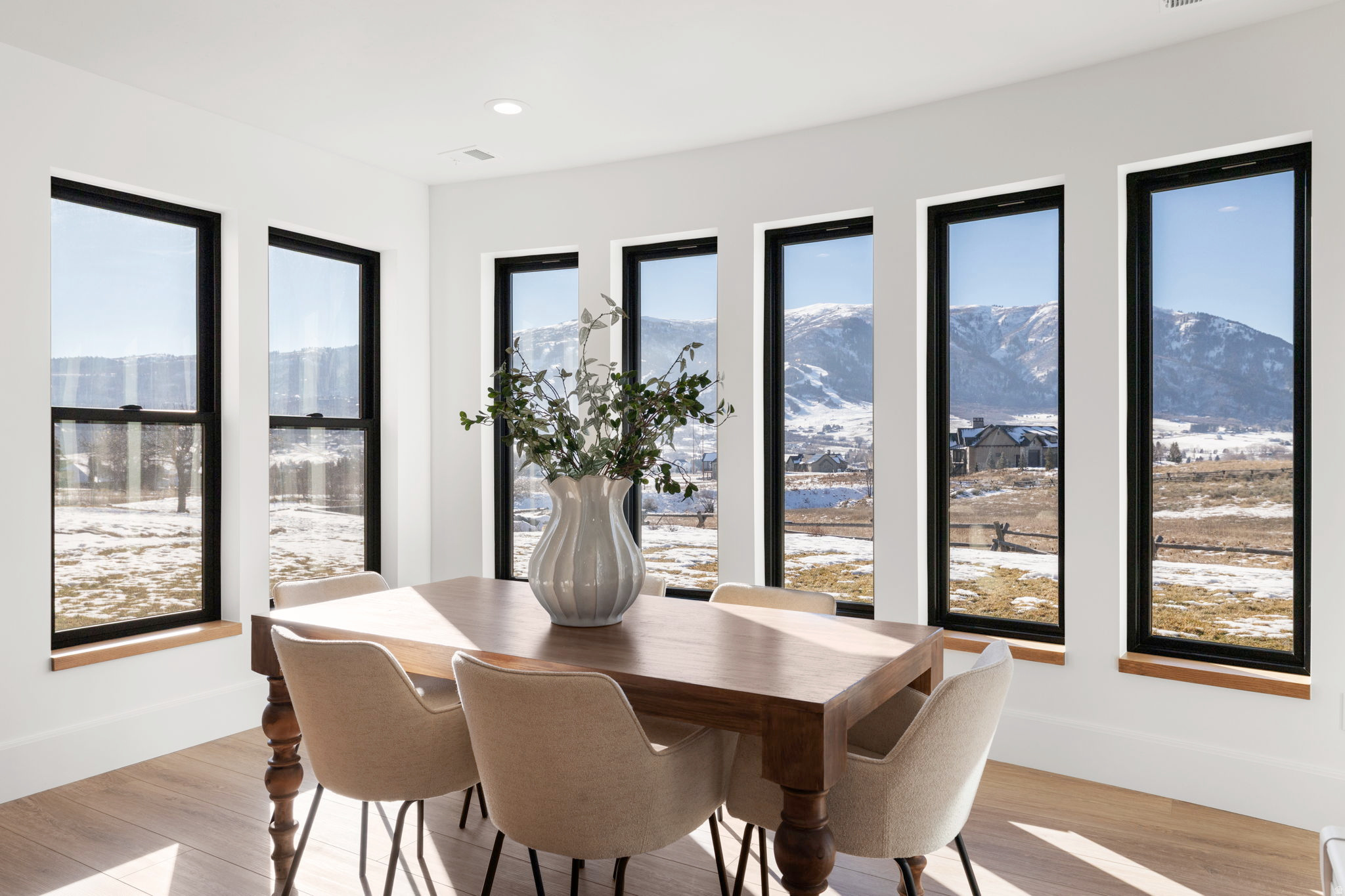 EAGLE RIDGE - Residential