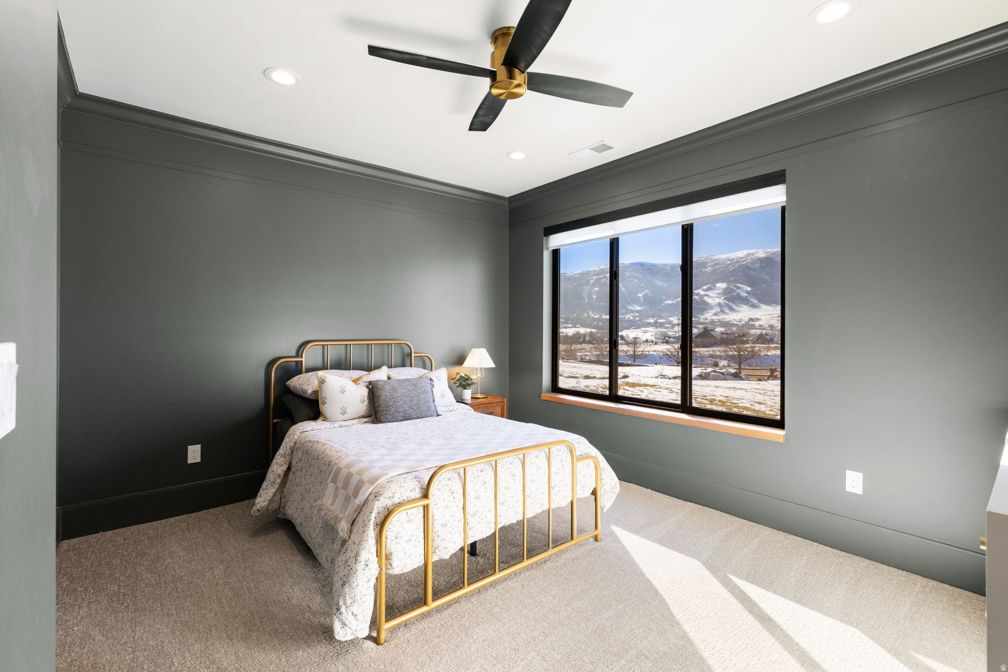 EAGLE RIDGE - Residential