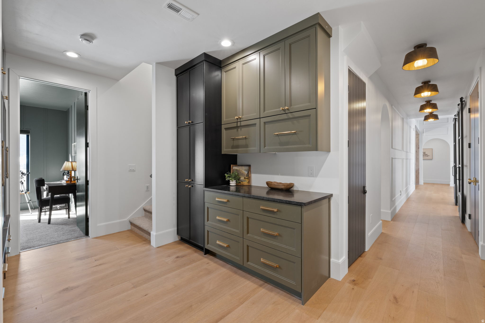 EAGLE RIDGE - Residential