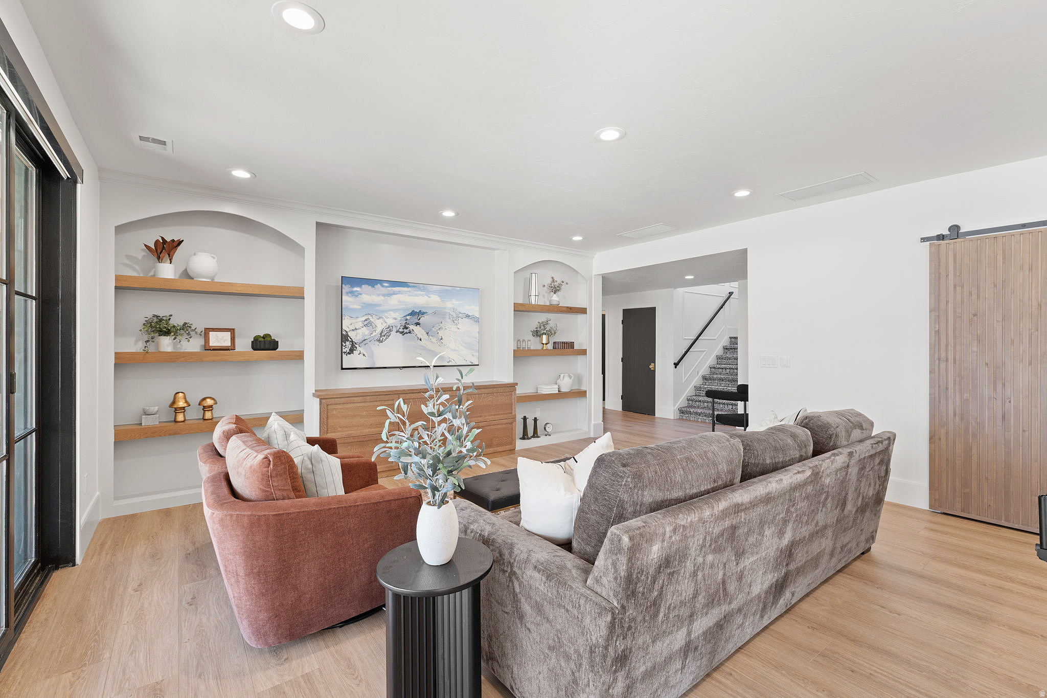 EAGLE RIDGE - Residential