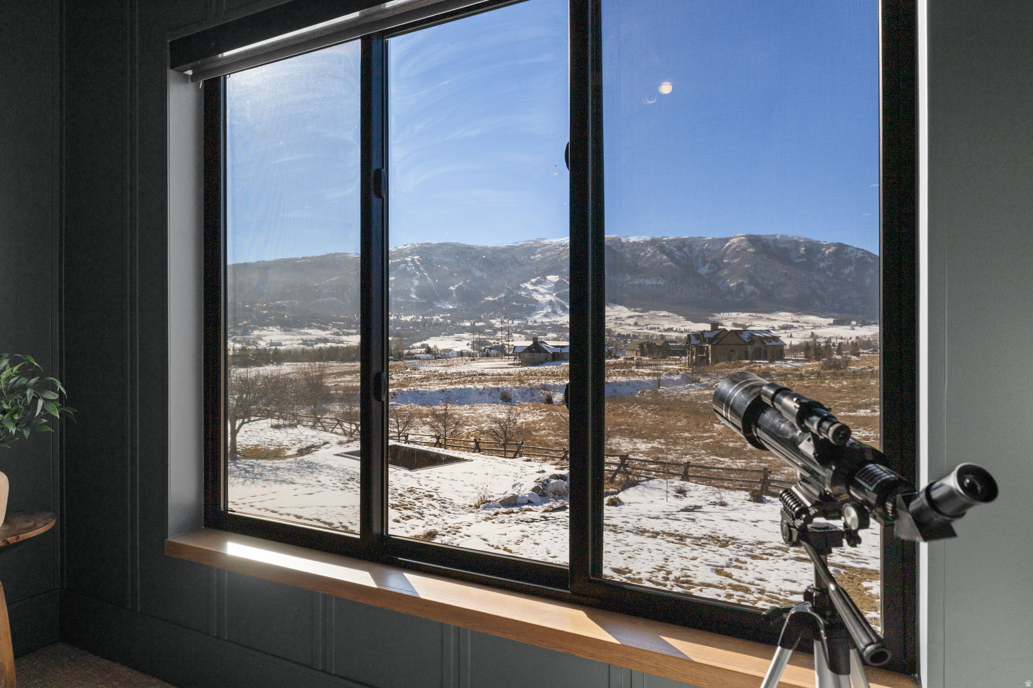 EAGLE RIDGE - Residential