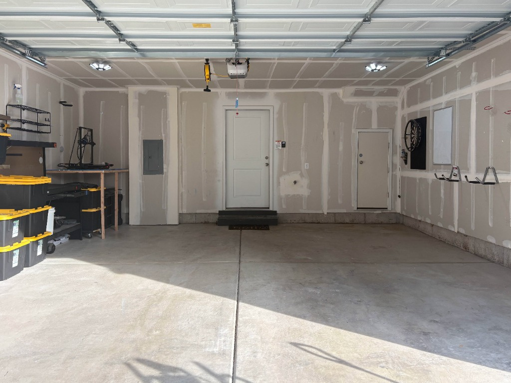 EAGLE POINT - Residential