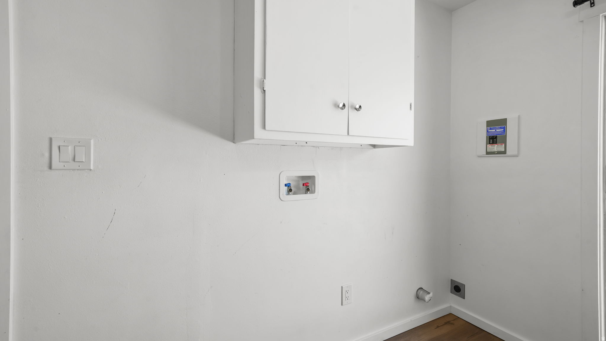QUEENS PARK - Residential