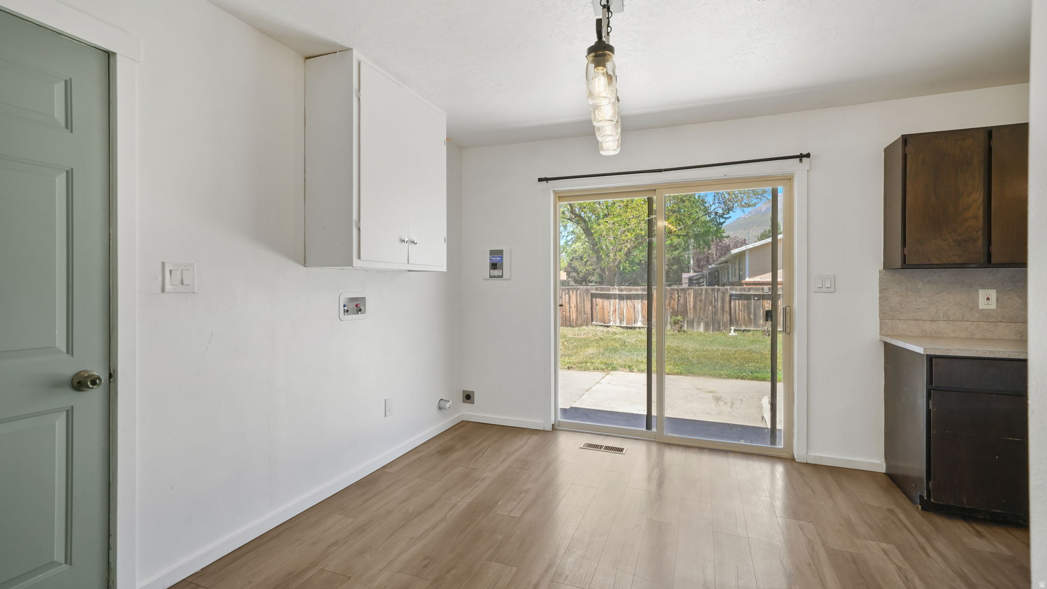 QUEENS PARK - Residential