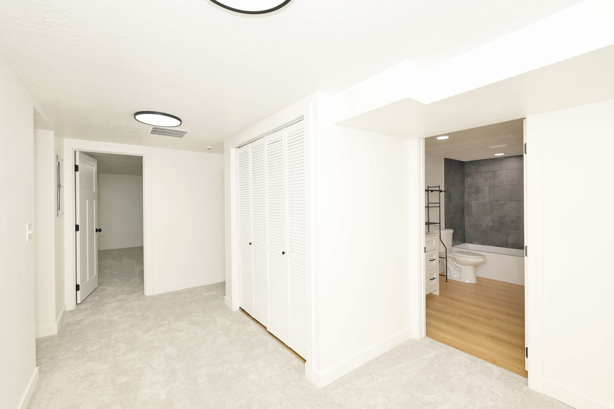 KEARNS TOWNSITE - Residential