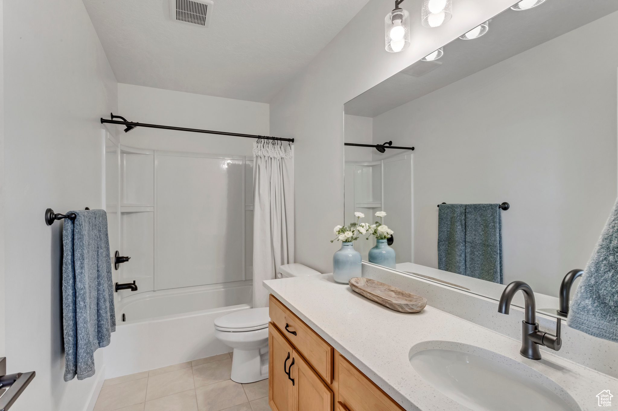 HARMONY POINT - Residential