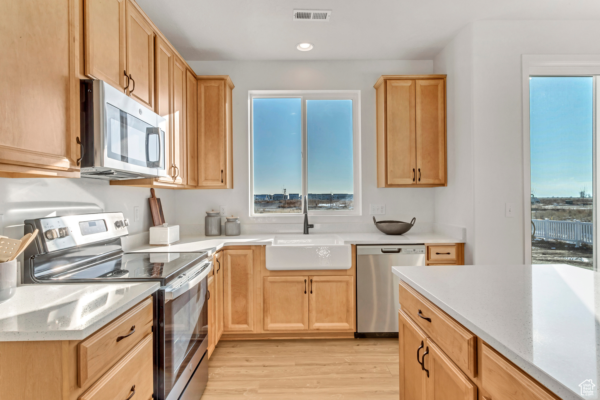 HARMONY POINT - Residential