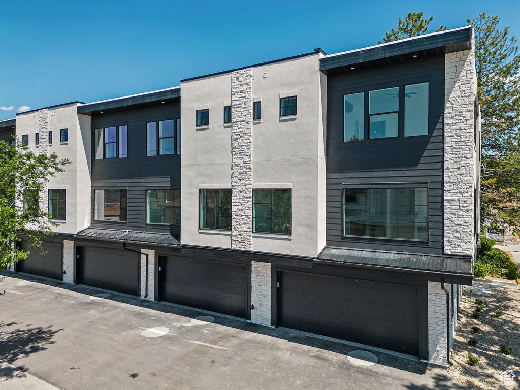 Photo of 321 E 2100 S #1, Salt Lake City, UT 84115 (MLS # 2124263)