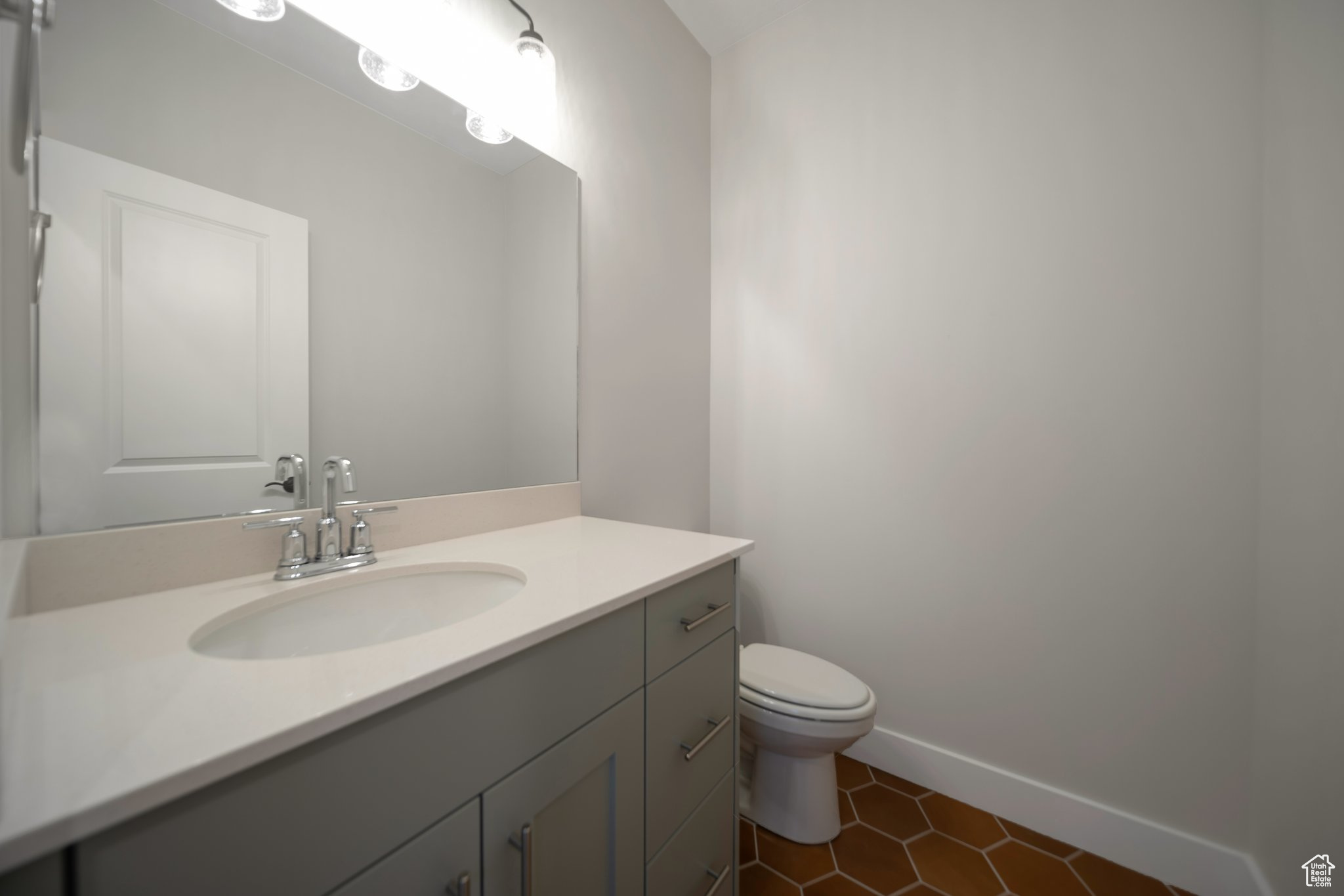 SHORES - Residential