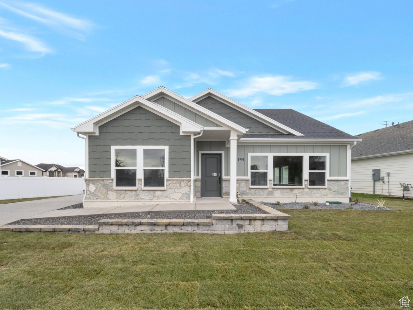 SHORES - Residential