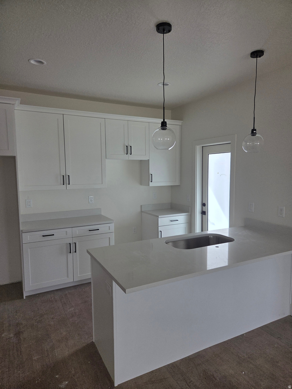 WOODHAVEN ESTATES - Residential Income