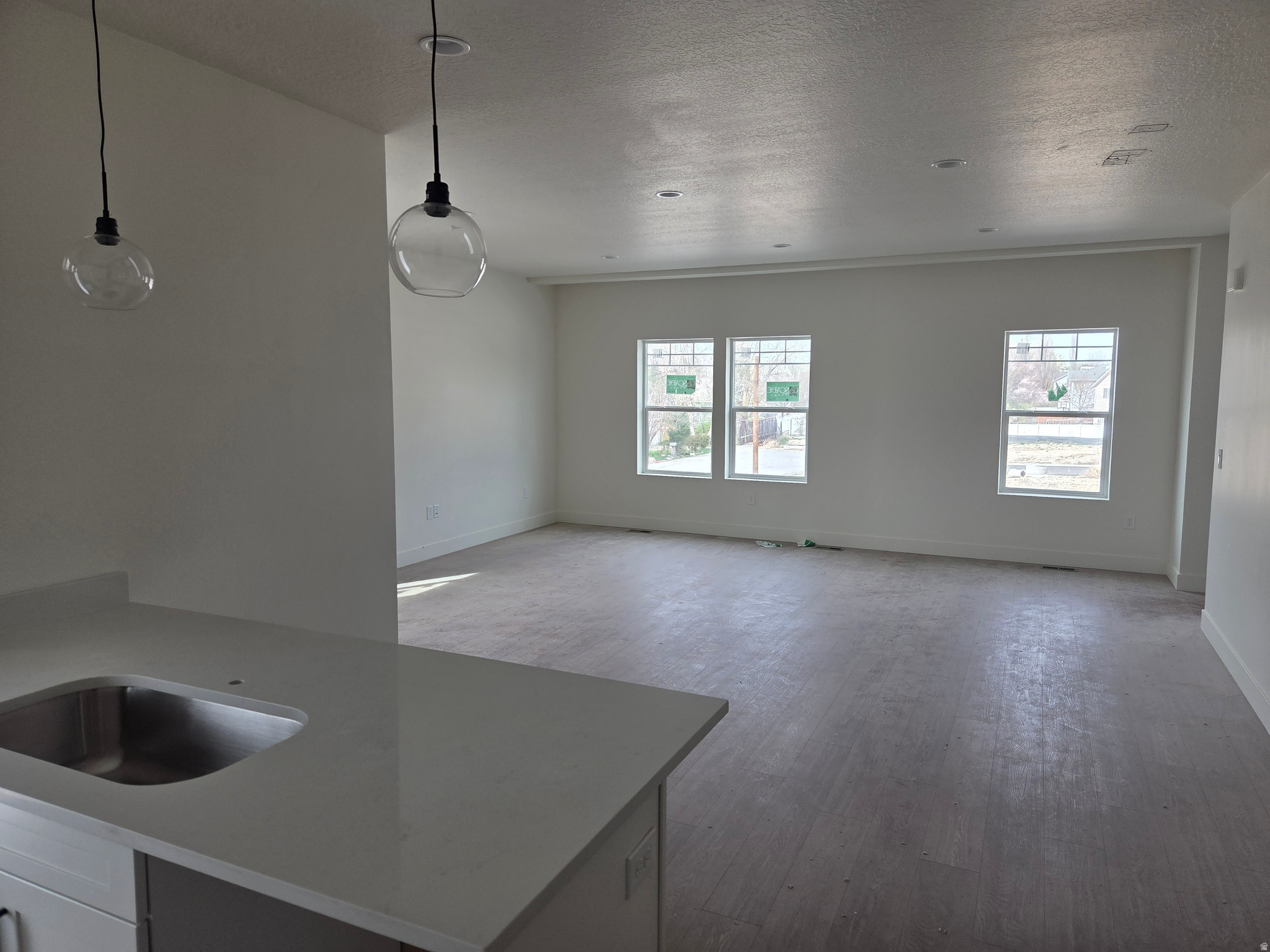 WOODHAVEN ESTATES - Residential Income