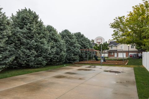 Tiny photo for 432 E PARK OAK PL, Millcreek, UT 84107 (MLS # 2158926)