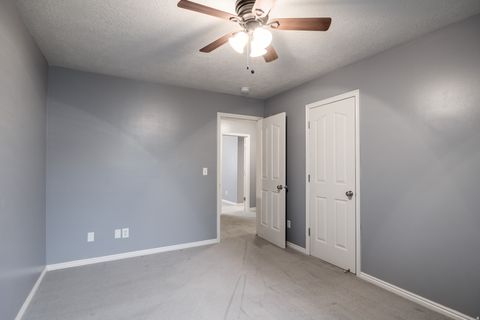 Tiny photo for 432 E PARK OAK PL, Millcreek, UT 84107 (MLS # 2158926)