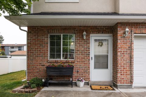 Tiny photo for 432 E PARK OAK PL, Millcreek, UT 84107 (MLS # 2158926)