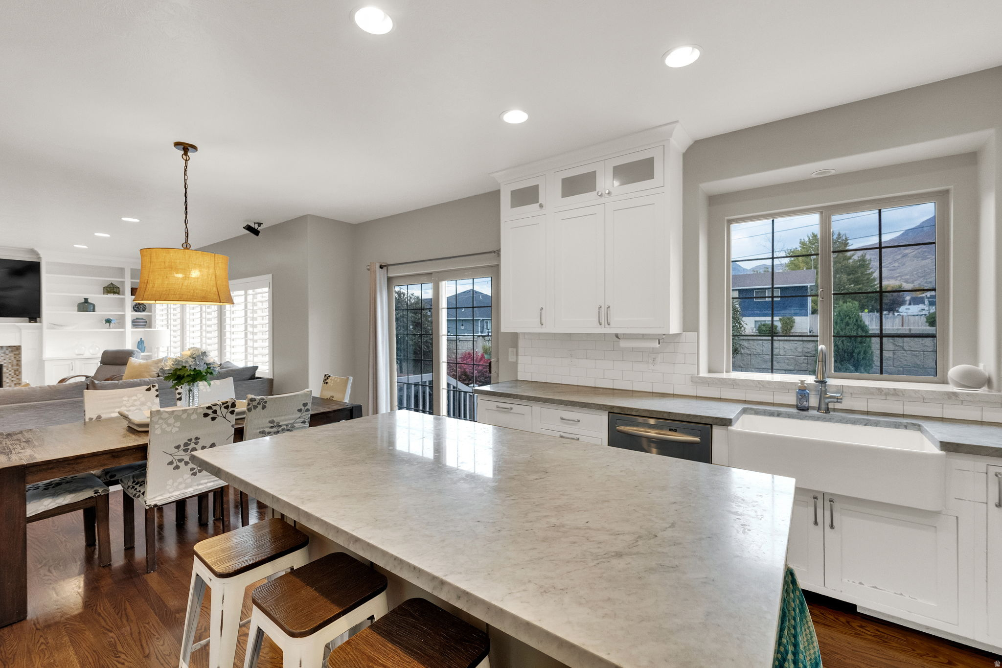 CARRARA VILLAS AMD - Residential