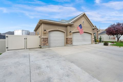 Tiny photo for 193 E 1570 N, Orem, UT 84057 (MLS # 2136542)