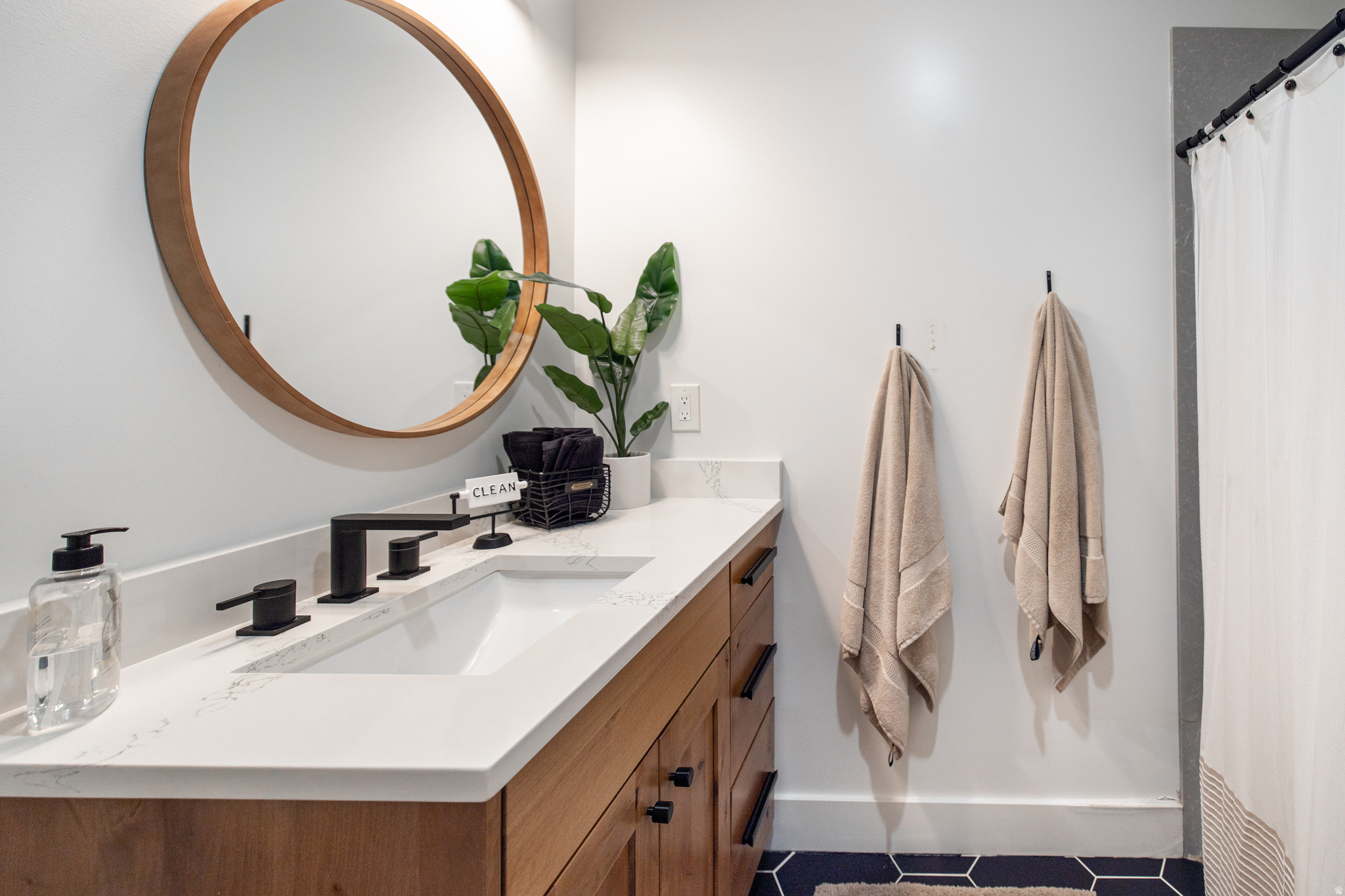 DEER CREST - Residential