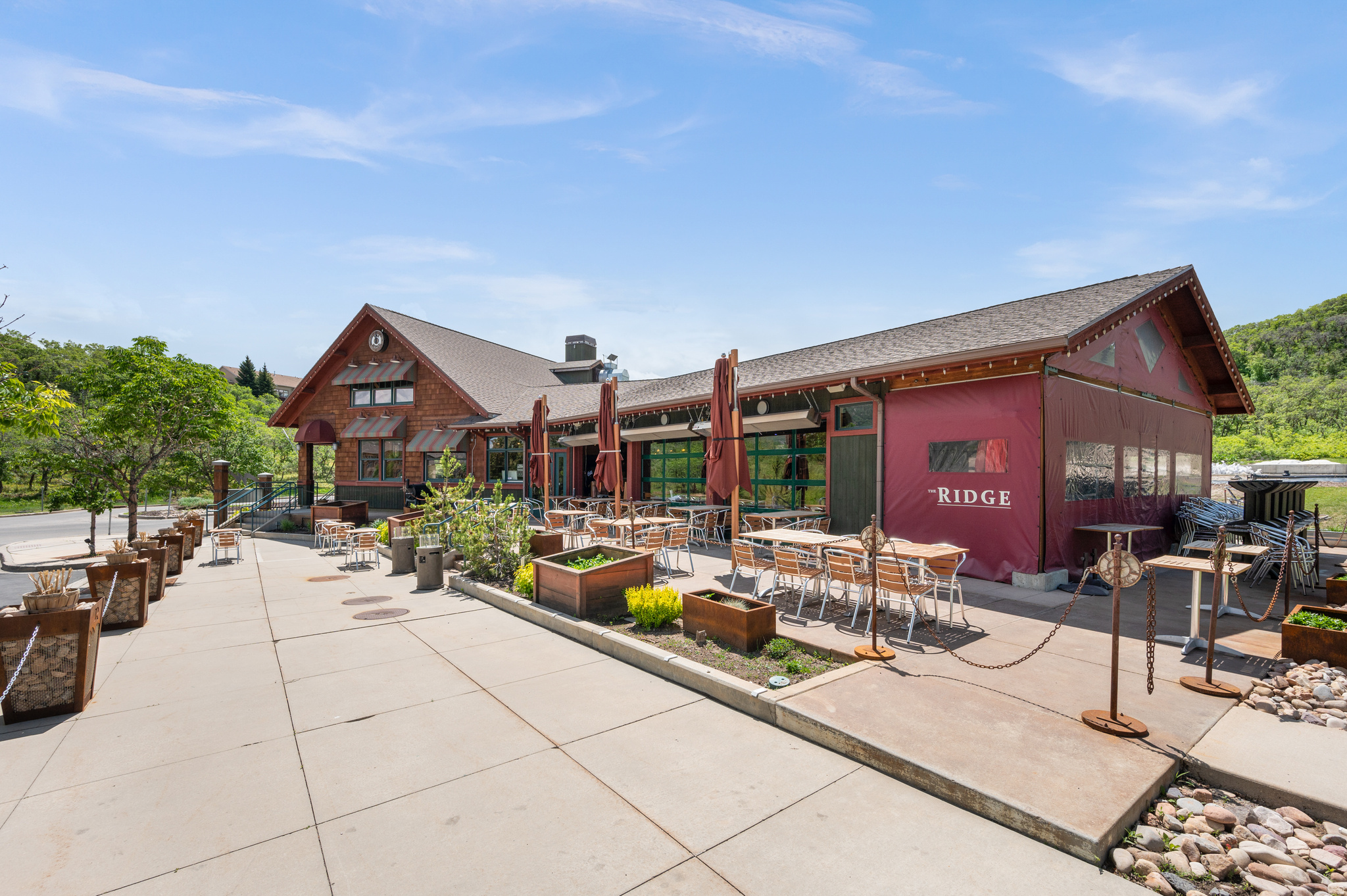 SUNCREST | EDELWEISS - Residential