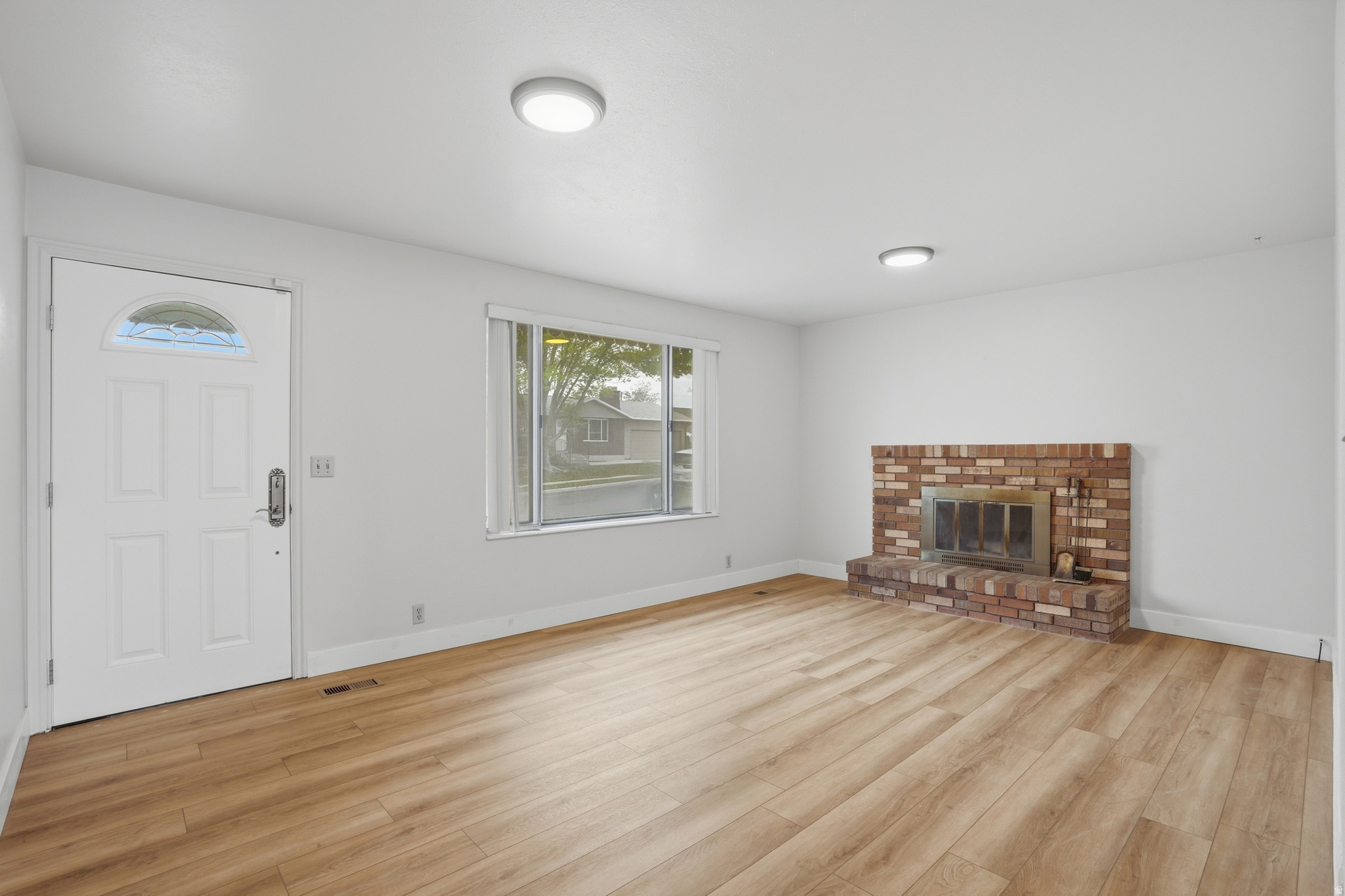 INDIAN VILLAGE - Residential
